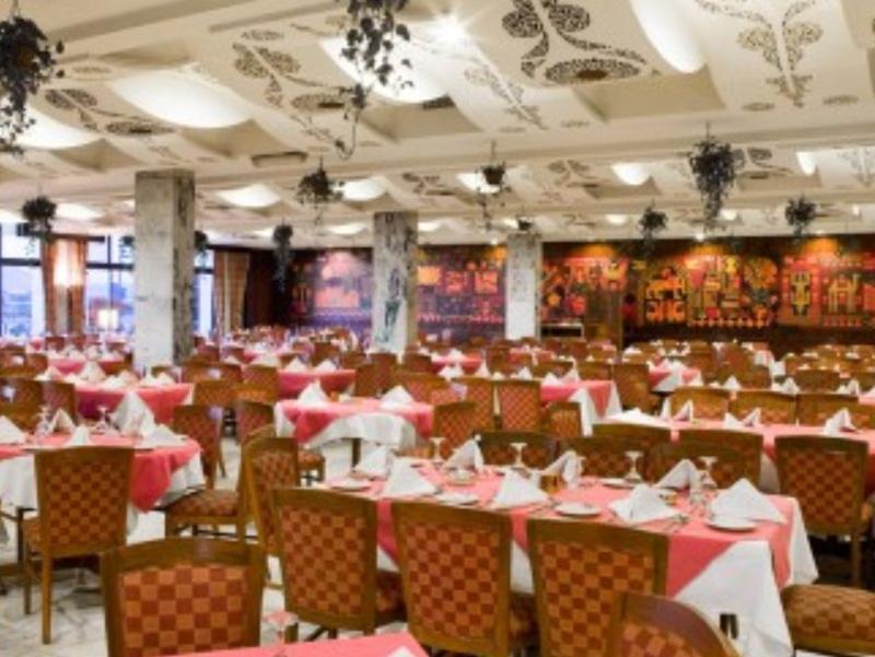 Aracan Eatabe Luxor